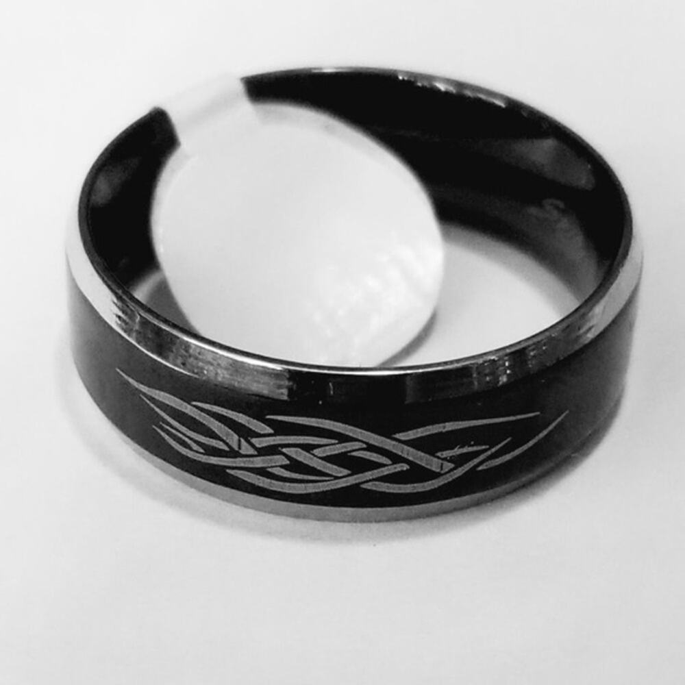 Men’s new stainless steel black ring comfort fit band hypoallergenic size 10 - Picture 2 of 4